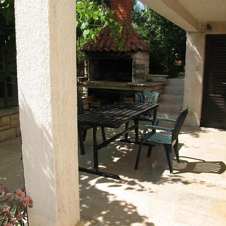 Guest House Zimmer F1 Пула Экстерьер фото